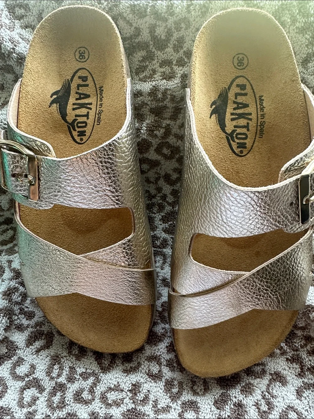 Plakton Women's Metallic Silver Slide Sandals